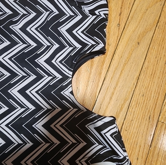 WOMEN'S Bodysuit Small Black and White - Picture 9 of 9